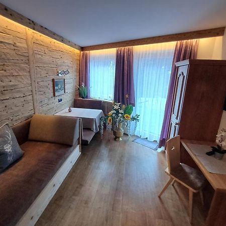 Ferienwohnungen Am Laerchenweg Sexten Exteriér fotografie